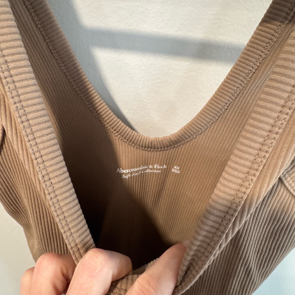 NWT Abercrombie & Fitch Light Brown Ribbed Bodysuit - Picture 5 of 7